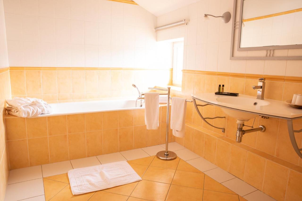 Hotel Bellevue Puy-lʼÉvêque Dış mekan fotoğraf