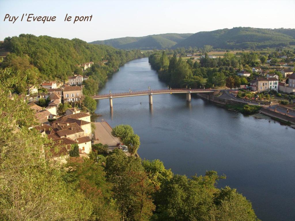 Hotel Bellevue Puy-lʼÉvêque Dış mekan fotoğraf
